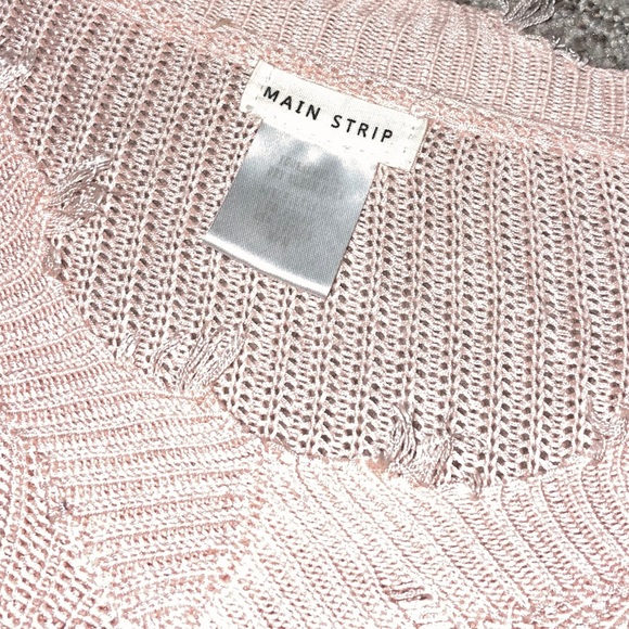 Sweater - Picture 5 of 6